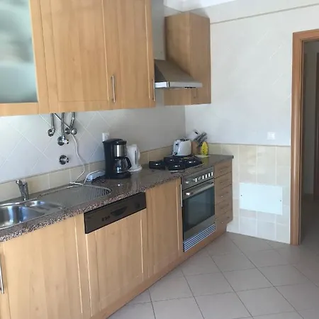 Two Bedroom In Center Of Alvor